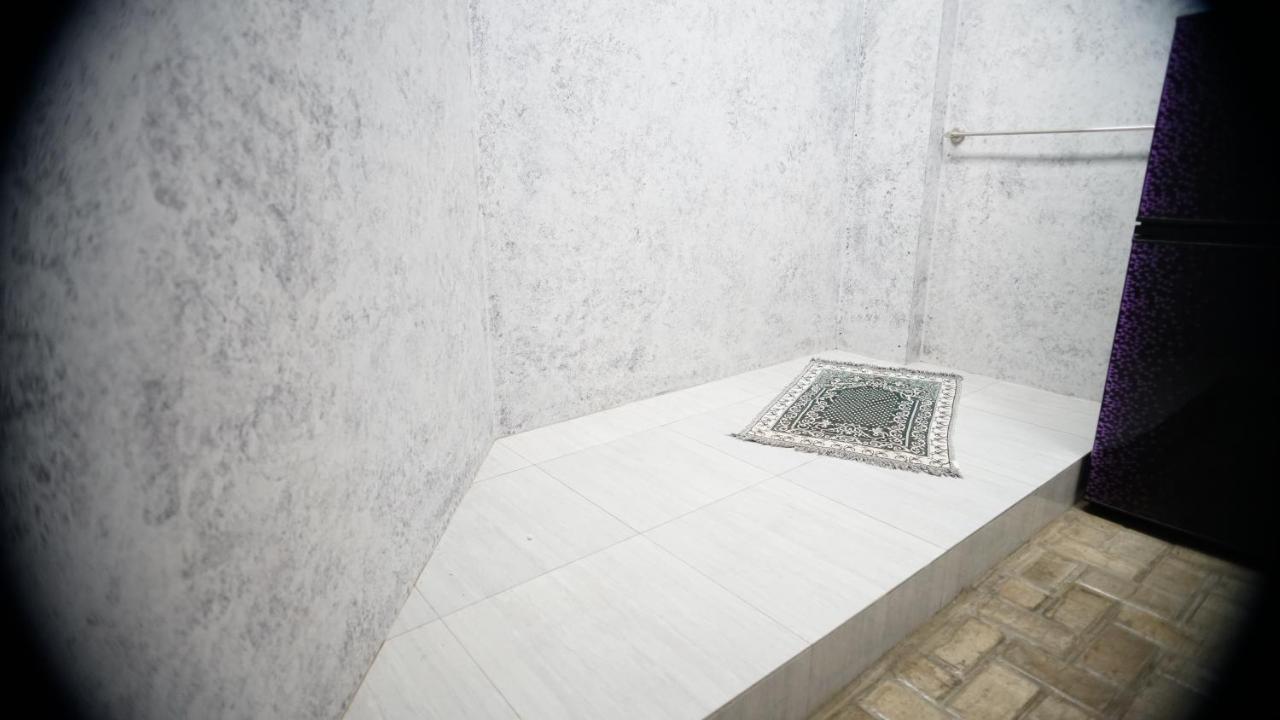 Lala Hostel *